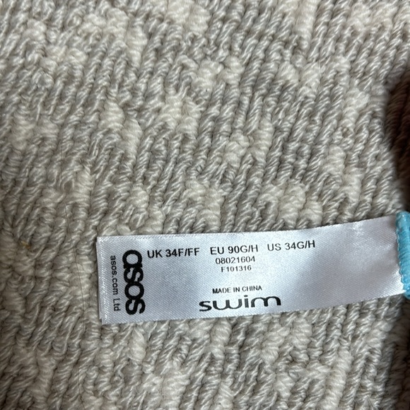 ASOS Multi-Colour Paisley Triangle Bikini Top - Picture 2 of 2